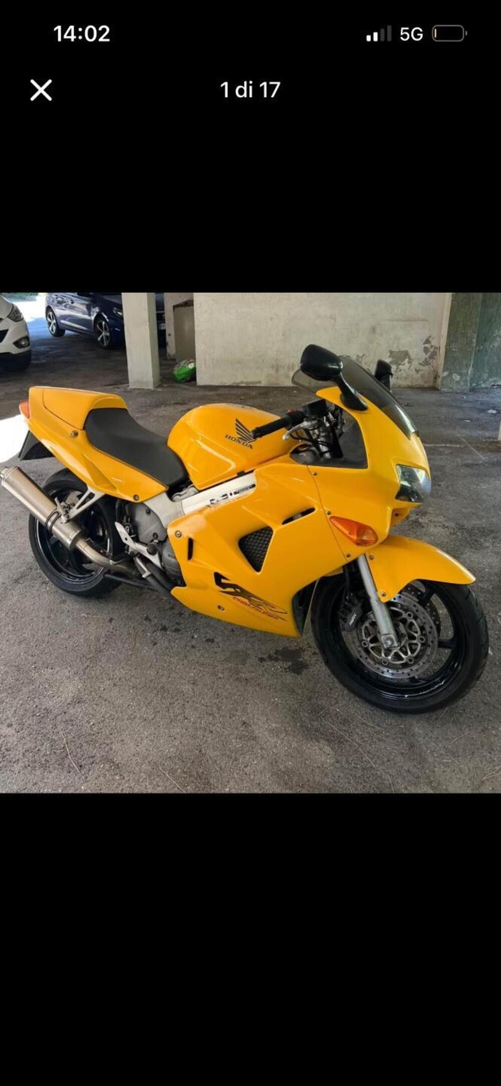 Honda VFR 800