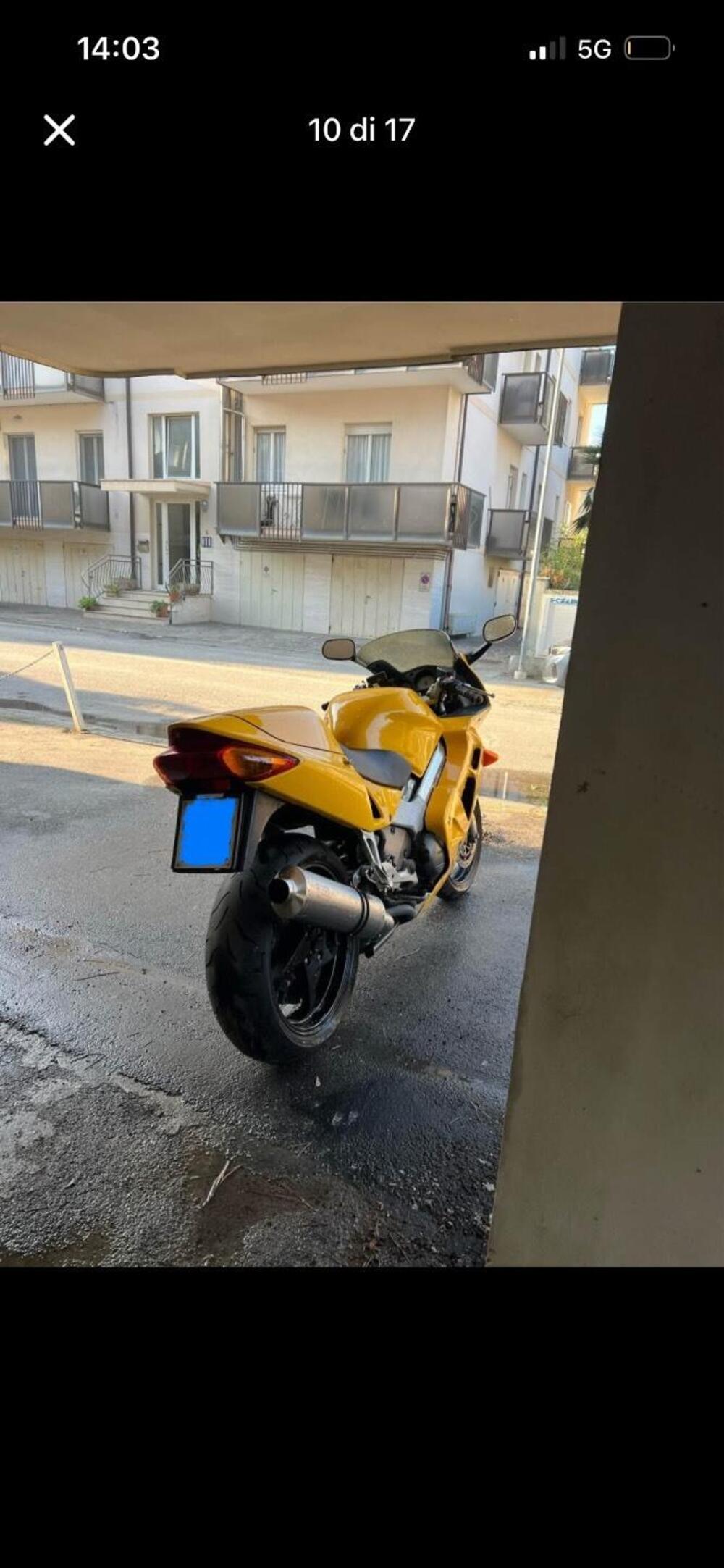 Honda VFR 800 (9)