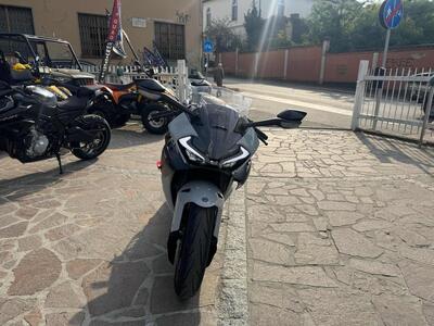 CFMOTO 675SR-R (2025 - 26) nuova