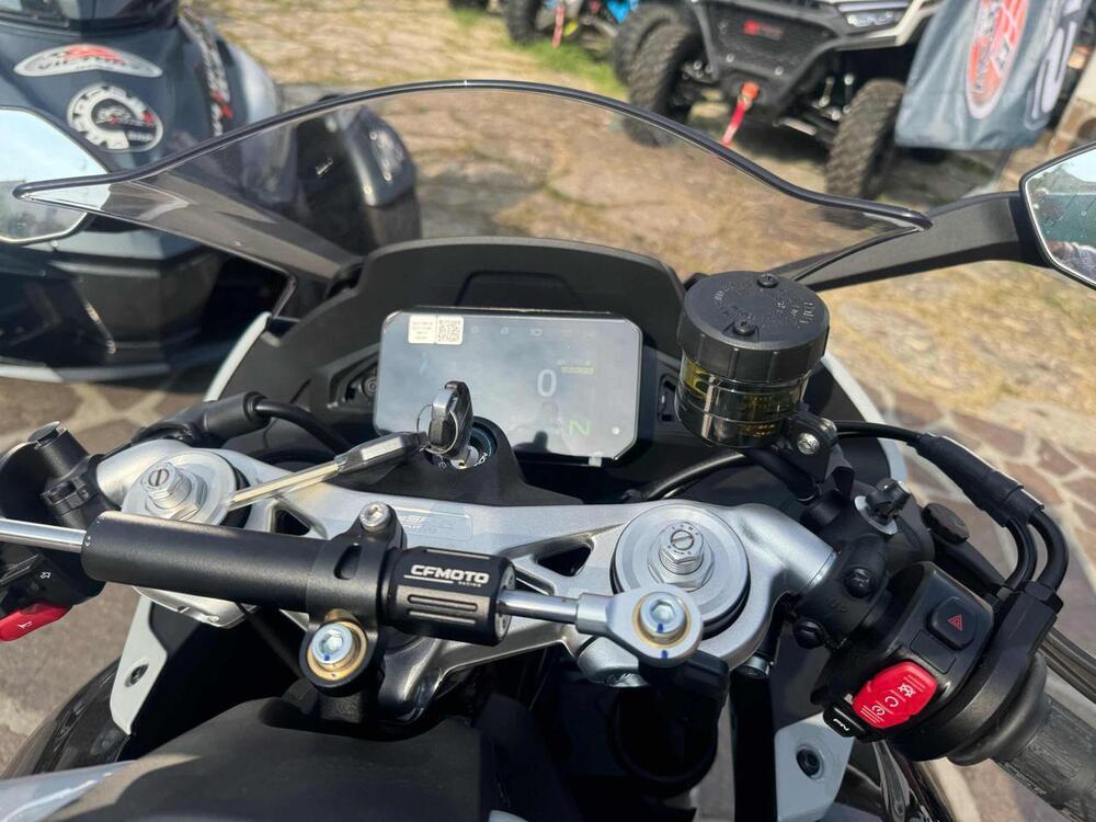 CFMOTO 675SR-R (2025 - 26) (6)