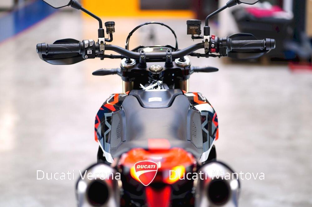 Ducati Hypermotard 698 Mono RVE (2024 - 26) (18)