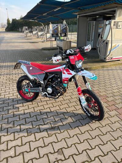 Fantic Motor XMF 125 Motard Performance 4T (2023 - 24) usata