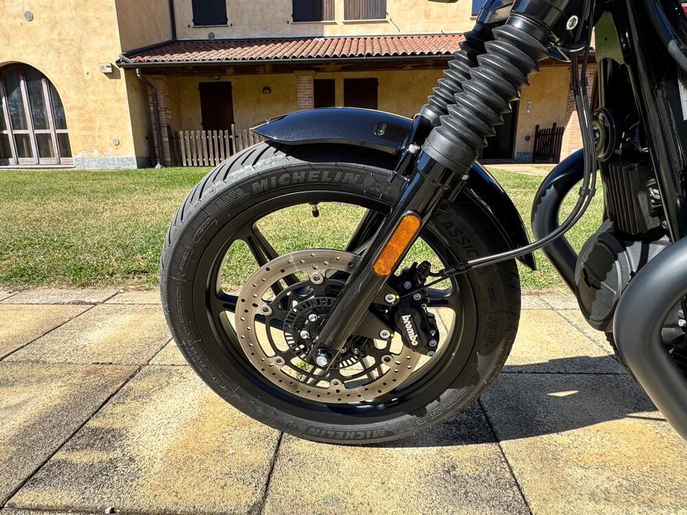 Moto Guzzi V7 Stone Special Edition (2022 - 25) (15)