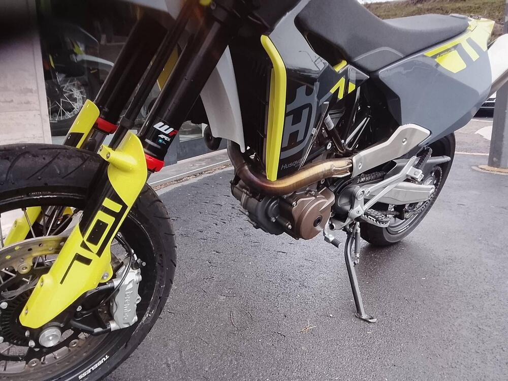 Husqvarna 701 Supermoto (2023 - 25) (5)