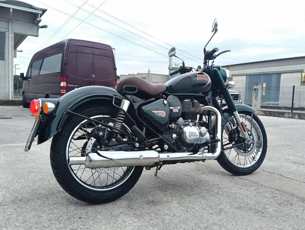 Royal Enfield Classic 350 (2021 - 26) (5)