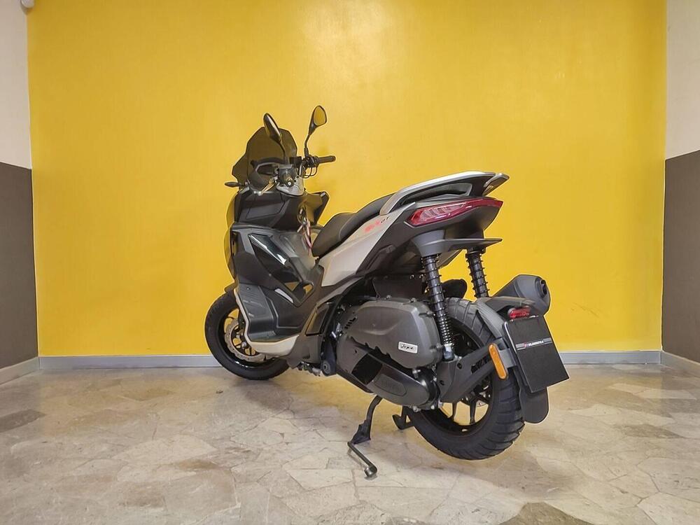 Aprilia SR GT 125 (2022 - 24) (4)