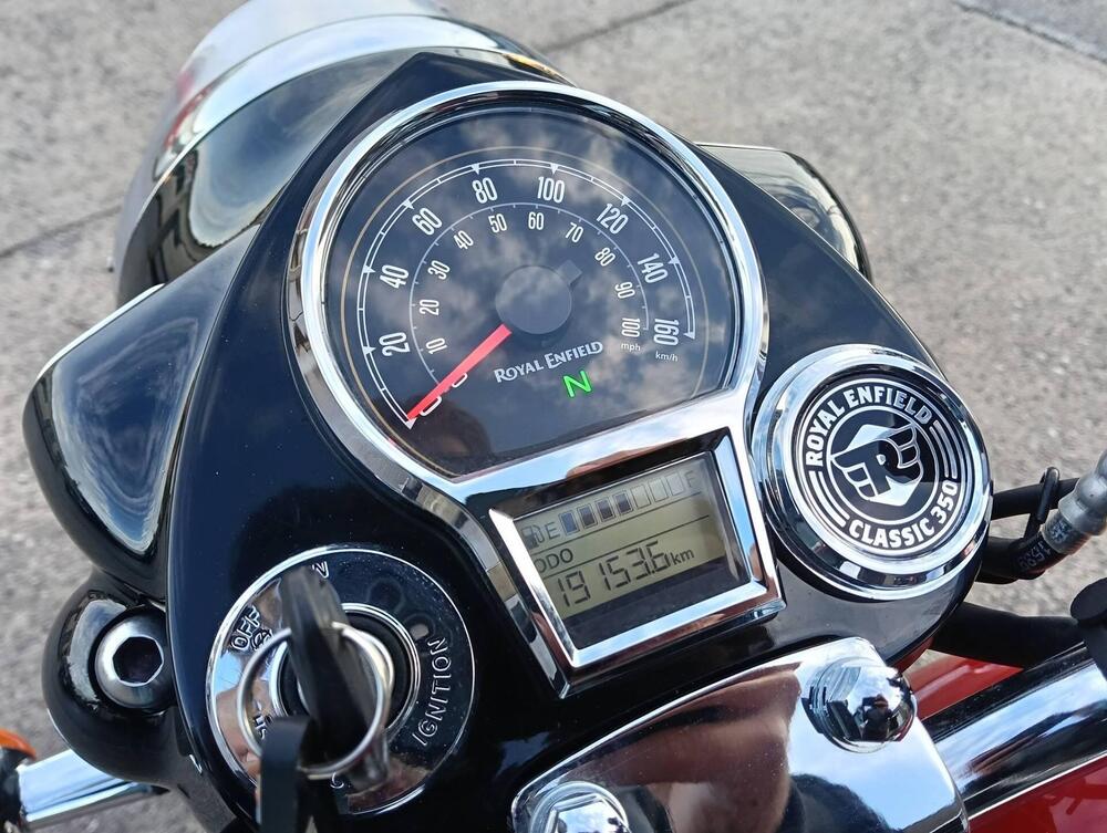 Royal Enfield Classic 350 (2021 - 26) (8)