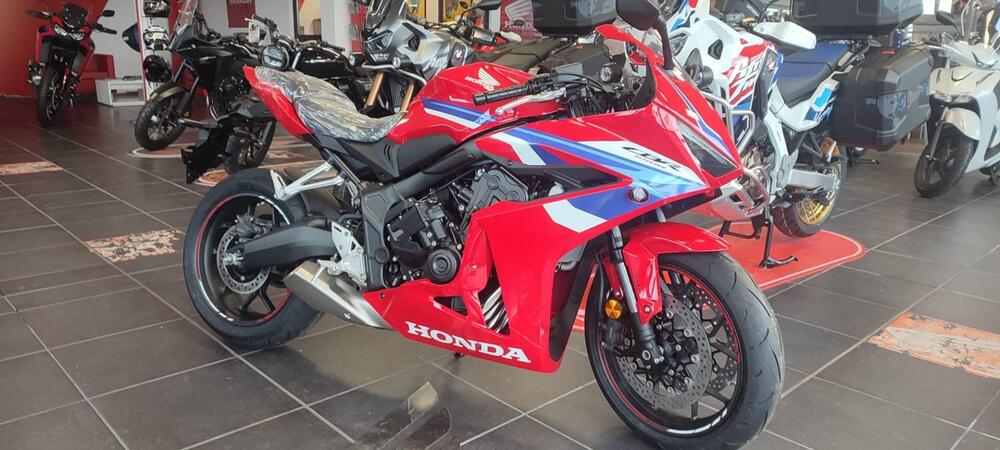 Honda CBR 650 R E-Clutch (2024 - 26)