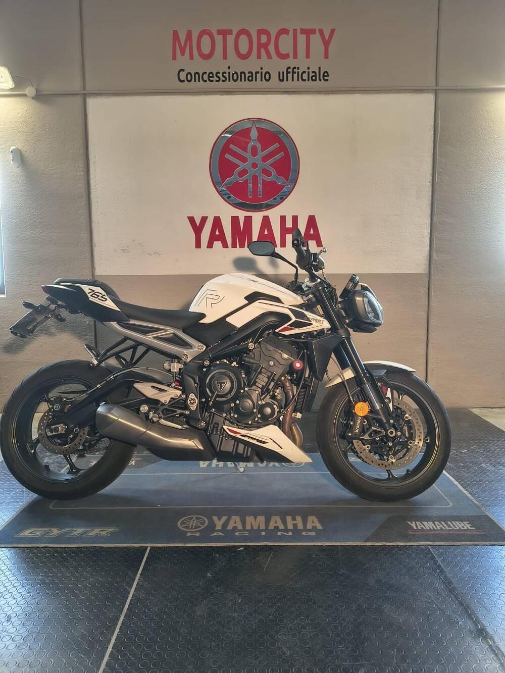 Triumph Street Triple 765 R (2023 - 26)