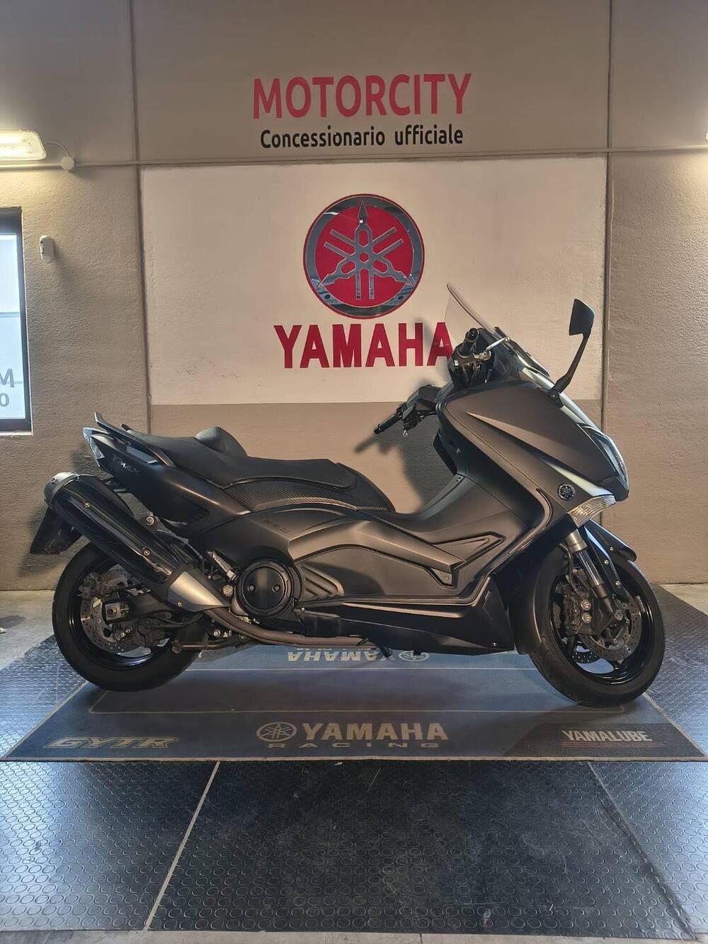 Yamaha T-Max 530 (2015 - 16)