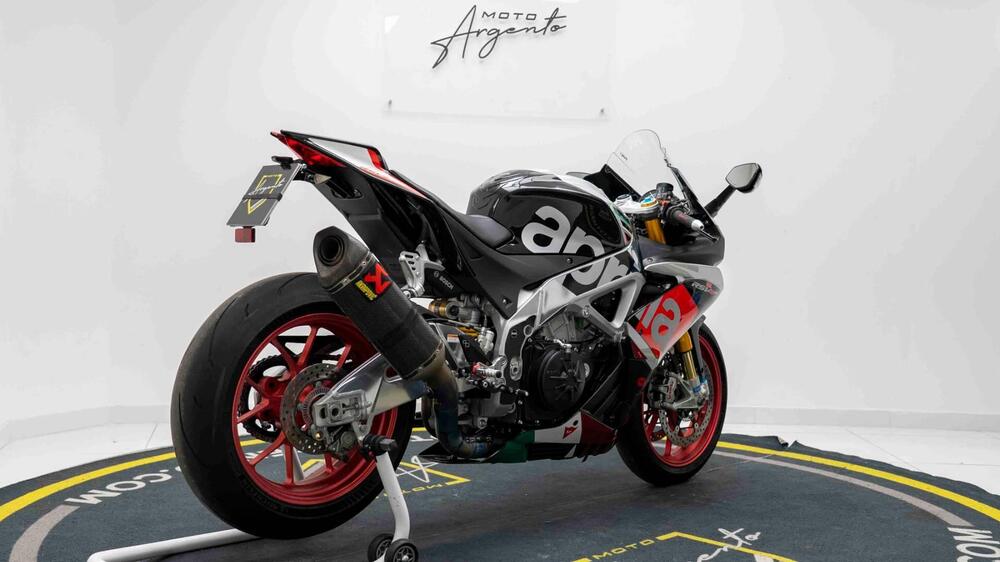 Aprilia RSV4 RF (2017 - 19) (3)