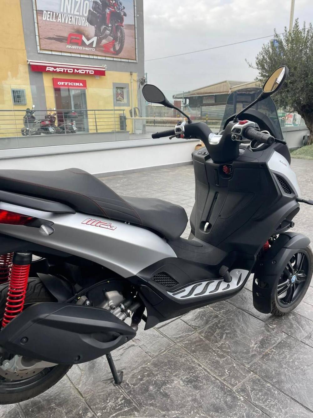 Piaggio MP3 300 ABS Hpe (2021 - 24) (5)