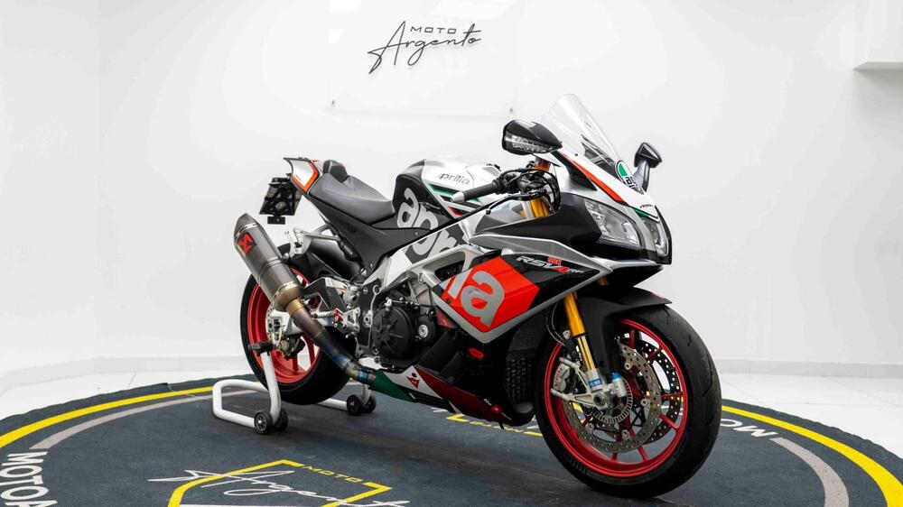 Aprilia RSV4 RF (2017 - 19) (9)