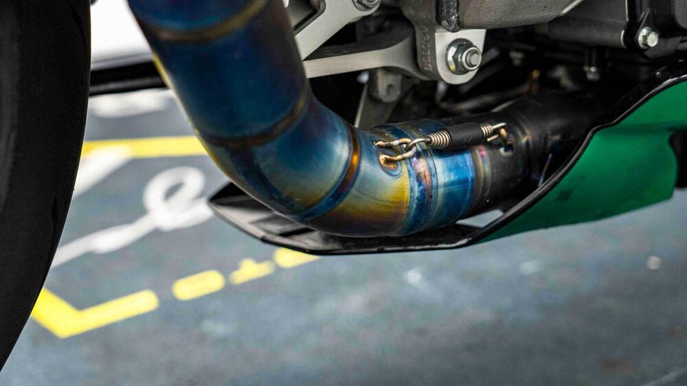 Aprilia RSV4 RF (2017 - 19) (14)