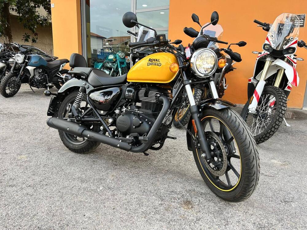 Royal Enfield Meteor 350 (2021 - 26) (2)
