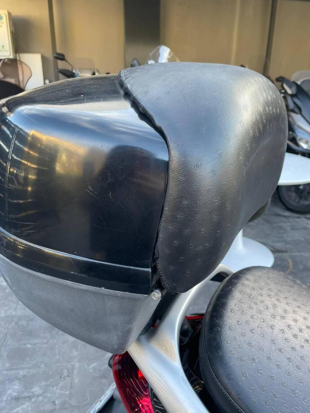 Piaggio Beverly 200 (2002 - 03) (2)