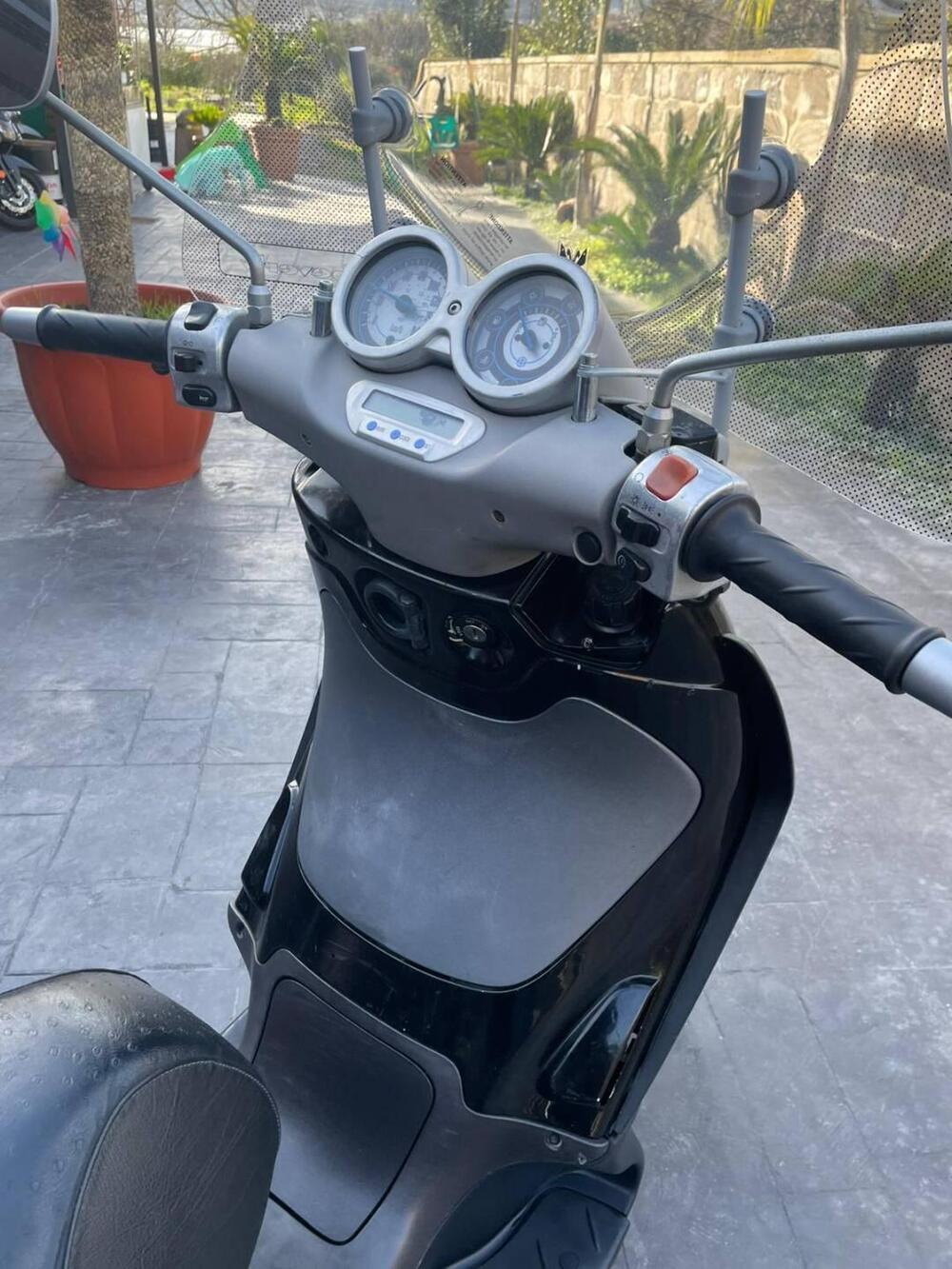 Piaggio Beverly 200 (2002 - 03) (3)