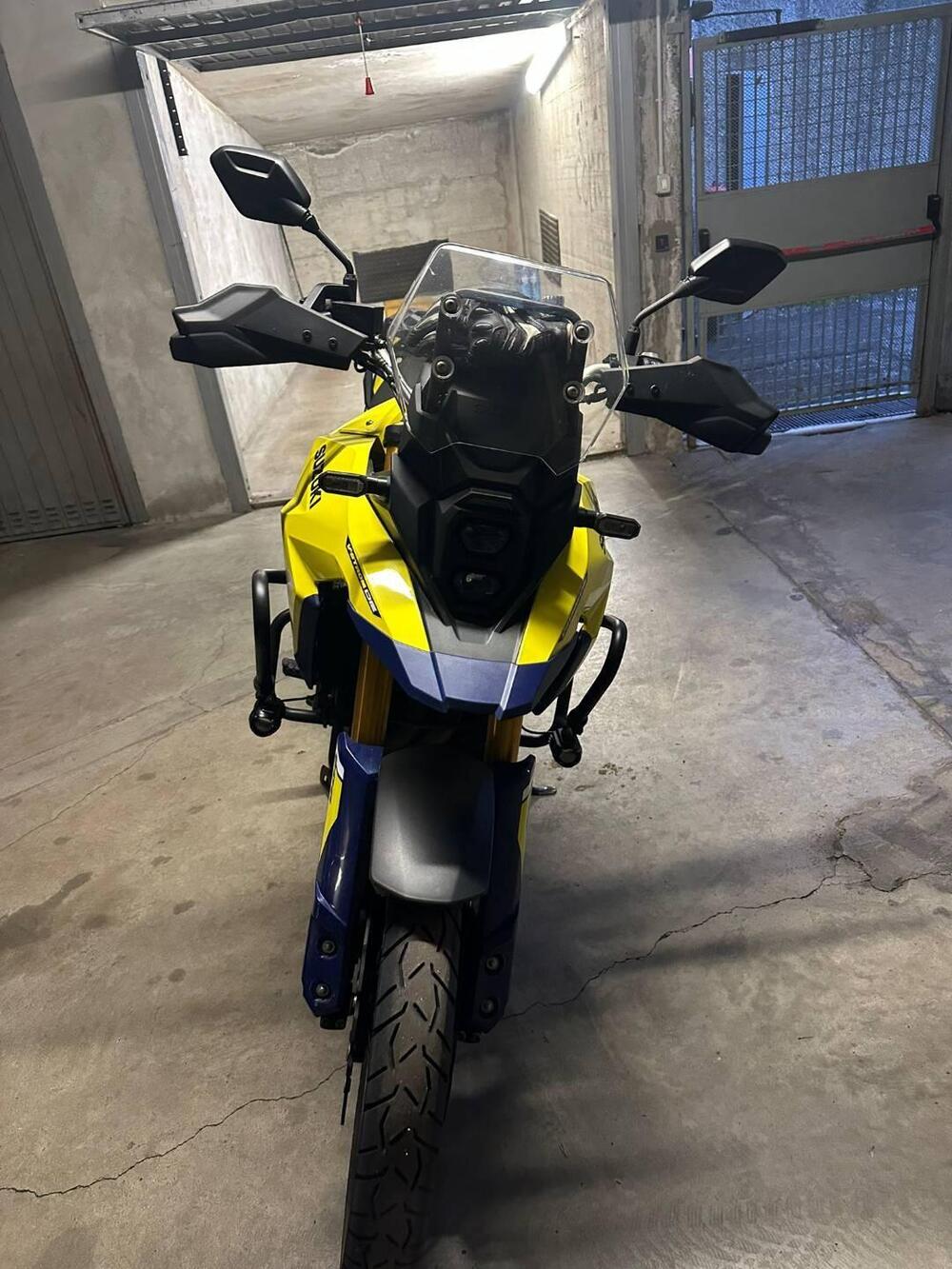 Suzuki V-Strom 800DE (2023 - 24) (2)