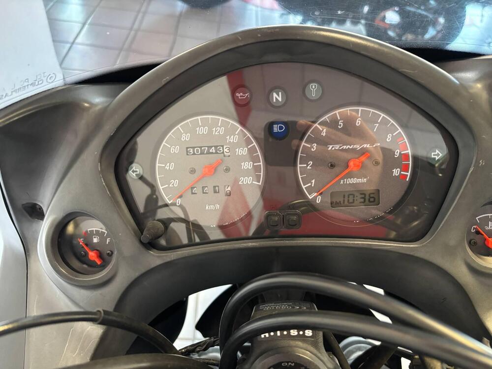 Honda Transalp XL 650V (2005 - 06) (3)