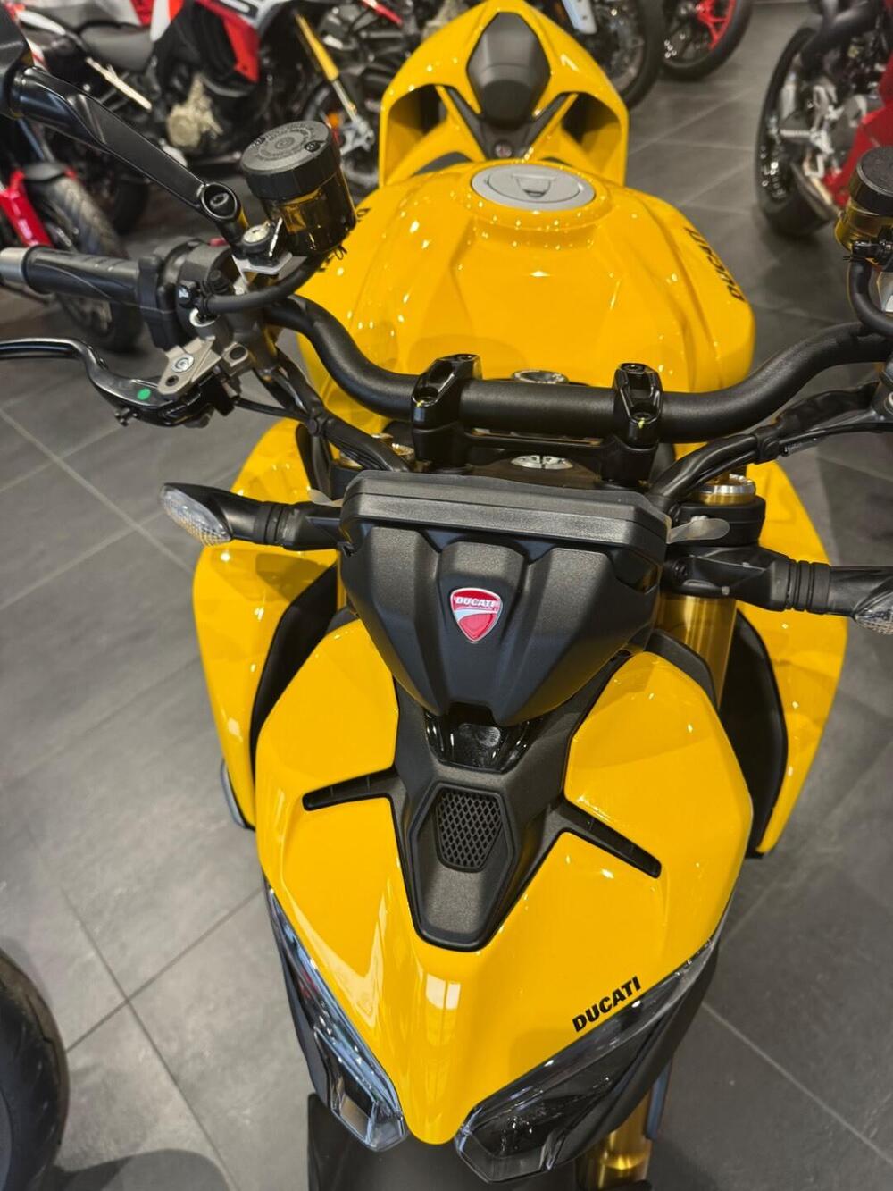 Ducati Streetfighter V2 S (2025 - 26) (15)