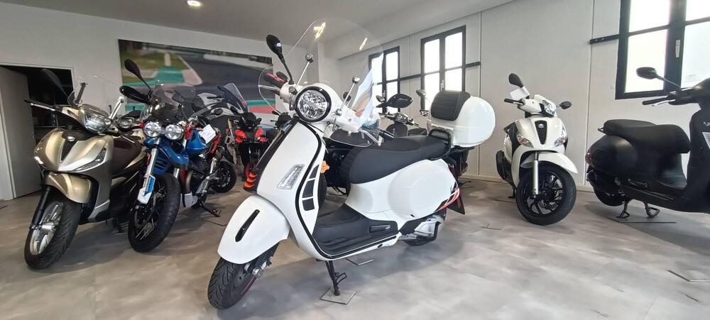 Vespa GTS 310 (2025 - 26) (4)