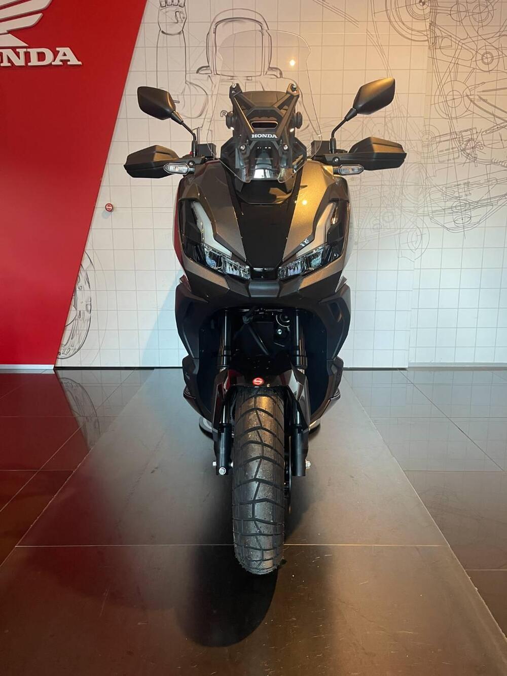 Honda ADV 350 (2025 - 26) (3)