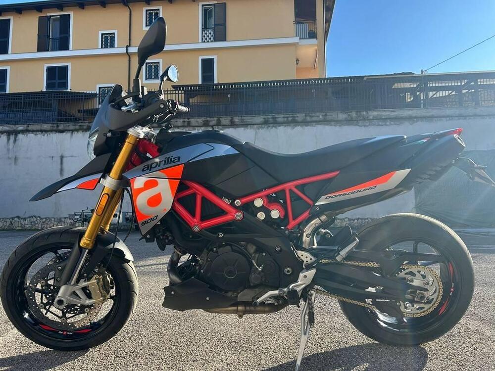 Aprilia Dorsoduro 900 (2017 - 20) (3)