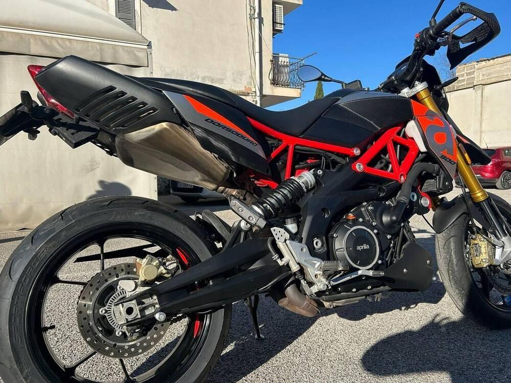Aprilia Dorsoduro 900 (2017 - 20) (10)