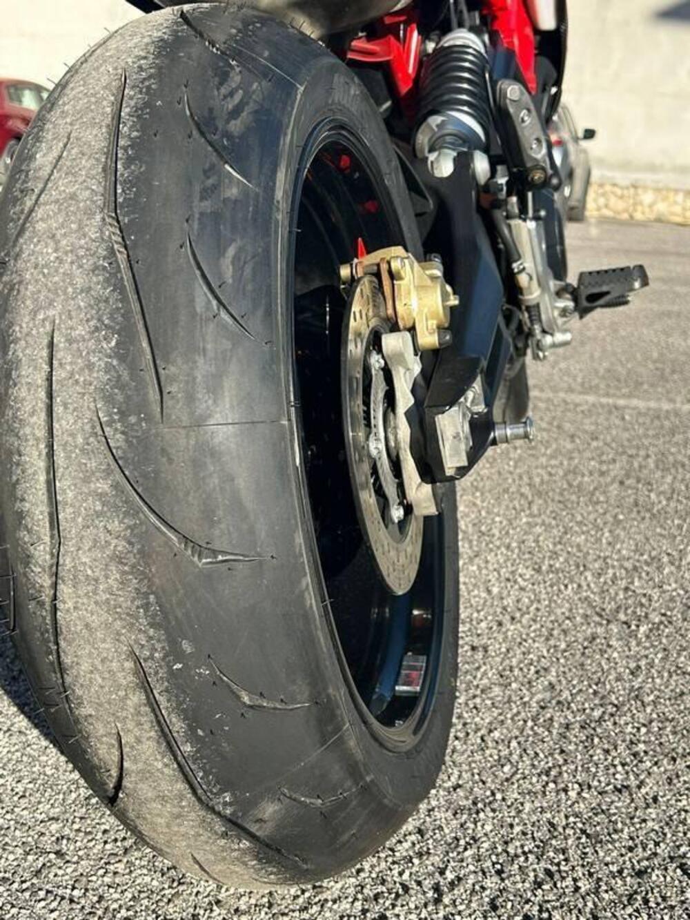 Aprilia Dorsoduro 900 (2017 - 20) (12)