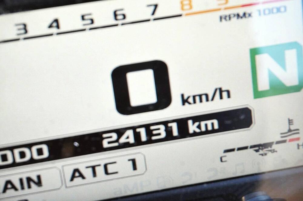 Aprilia Dorsoduro 900 (2017 - 20) (20)