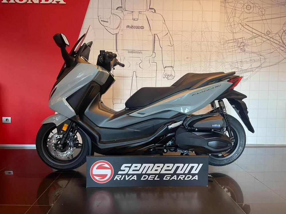 Honda Forza 350 (2025 - 26) (5)