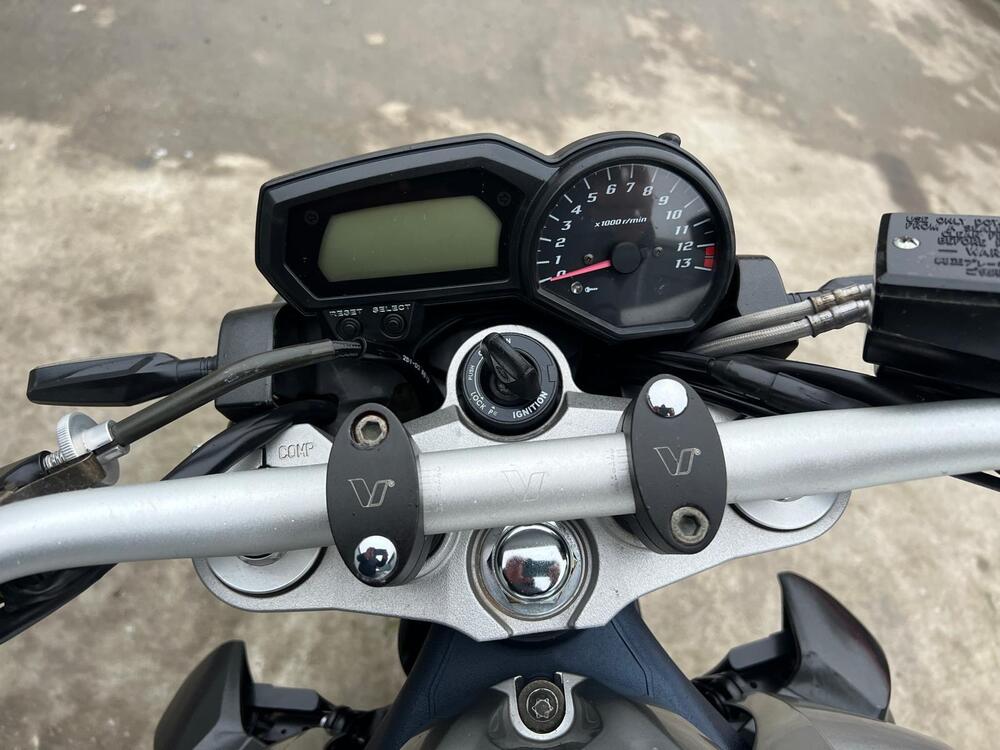 Yamaha FZ1 (2006 - 16) (13)