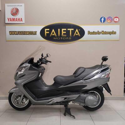 Suzuki Burgman AN 400 (2008 - 13) usata