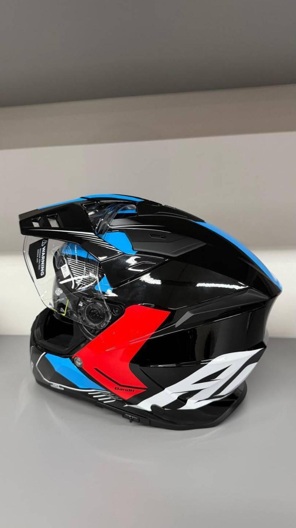 AIROH BANDIT TUNE BLU RED GLOSS (3)