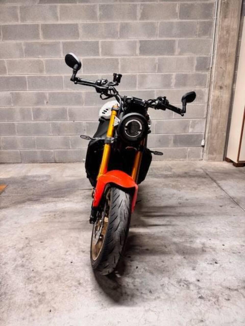 Yamaha XSR 900 (2022 - 26) (2)