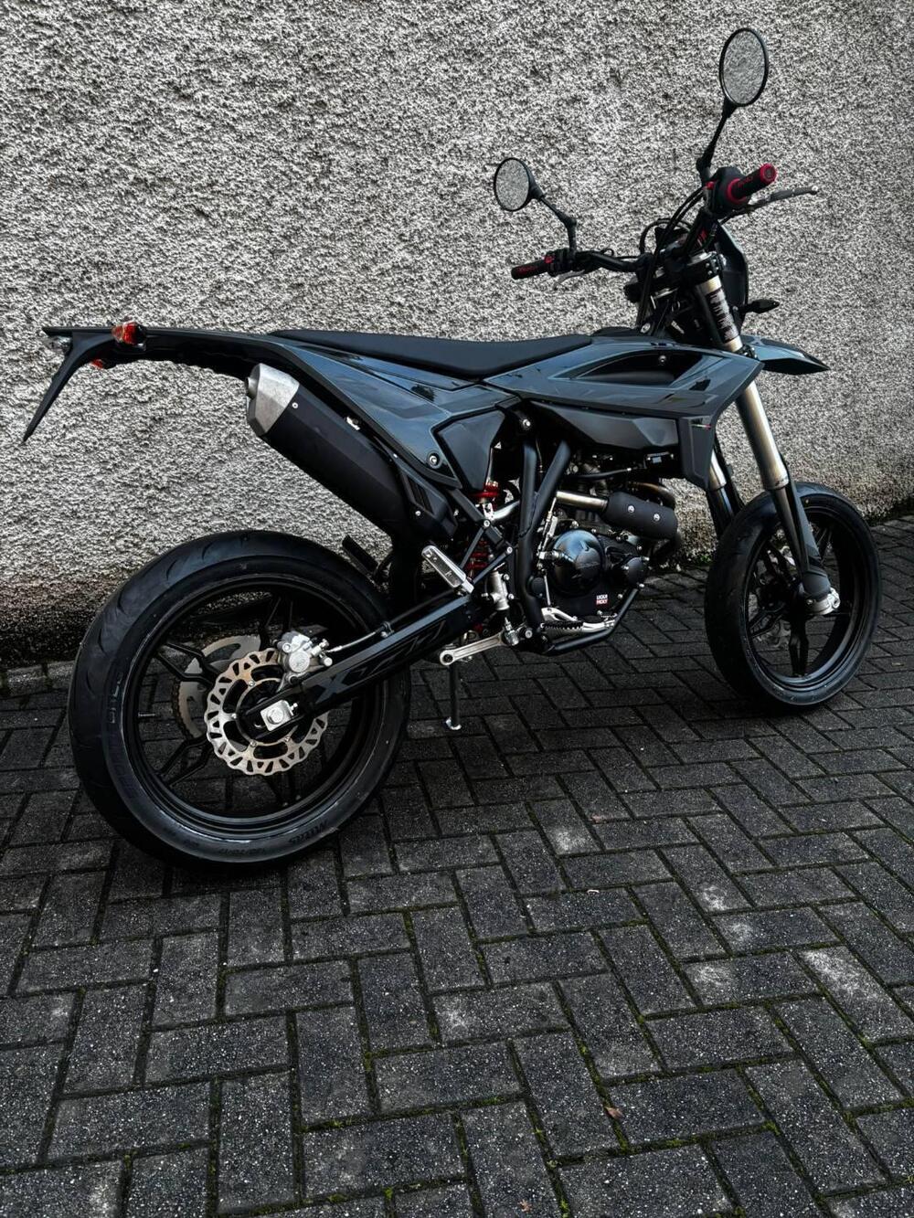 Betamotor RR 125 4T Motard T (2025 - 26) (3)