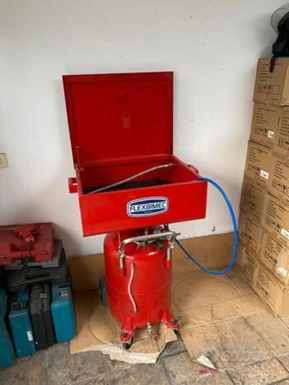 Vasca lavapezzi flexbimec con liquido omaggio Bikelift