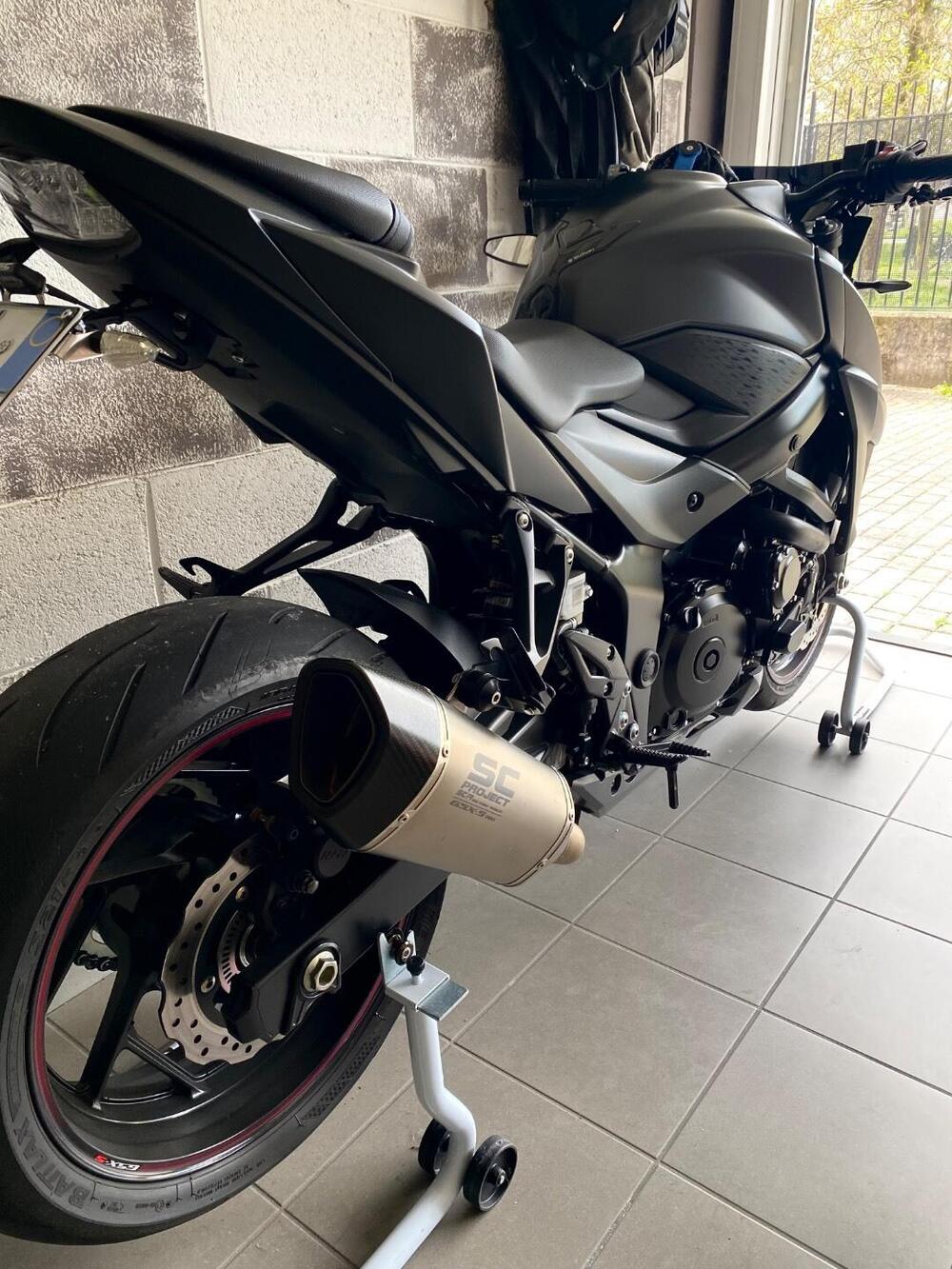 Suzuki GSX S 750 Yugen (2018 - 20) (2)
