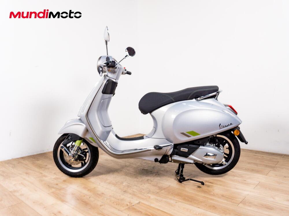 Vespa Primavera 125 Tech (2026) (10)