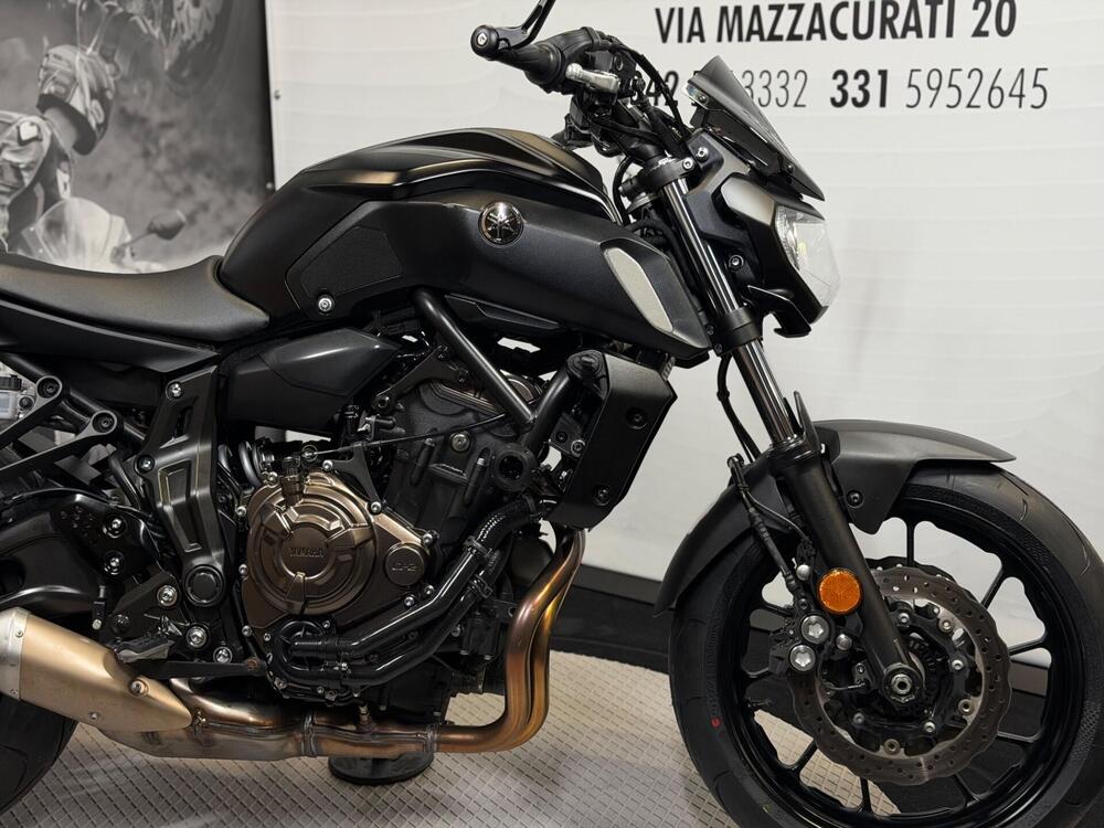 Yamaha MT-07 (2018 - 20) (4)