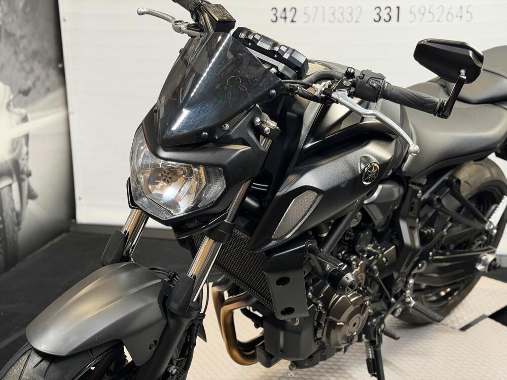 Yamaha MT-07 (2018 - 20) (6)