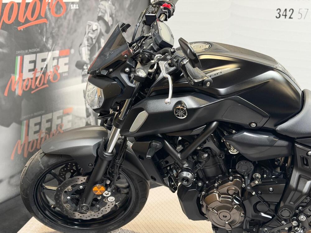 Yamaha MT-07 (2018 - 20) (8)