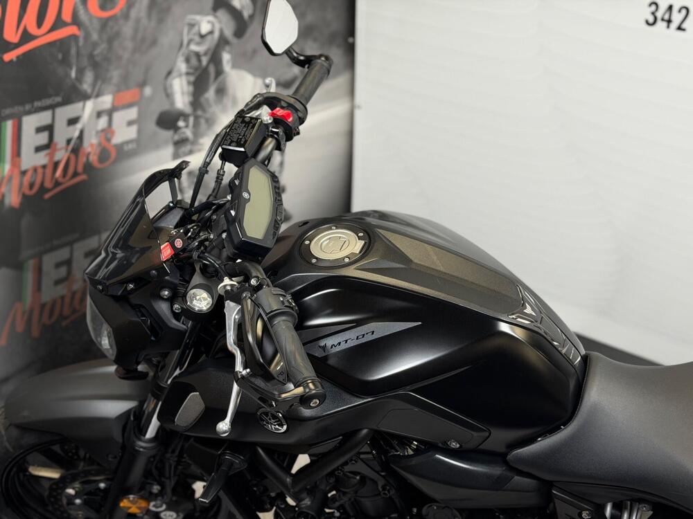 Yamaha MT-07 (2018 - 20) (10)