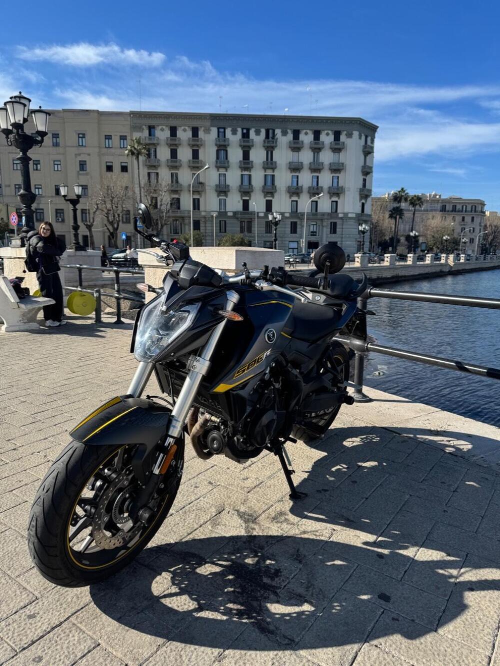 Voge Brivido 500R (2021 - 24) (2)