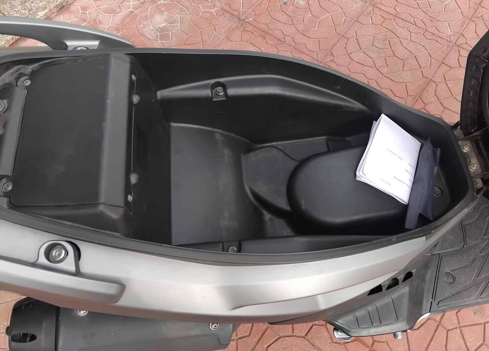 Kymco Agility 50 R16 + (2021 - 26) (6)