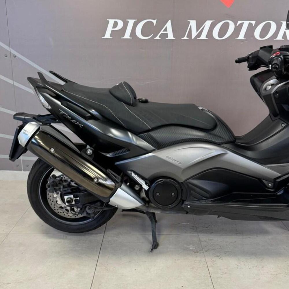 Yamaha T-Max 530 Iron Max ABS (2014 - 17) (2)