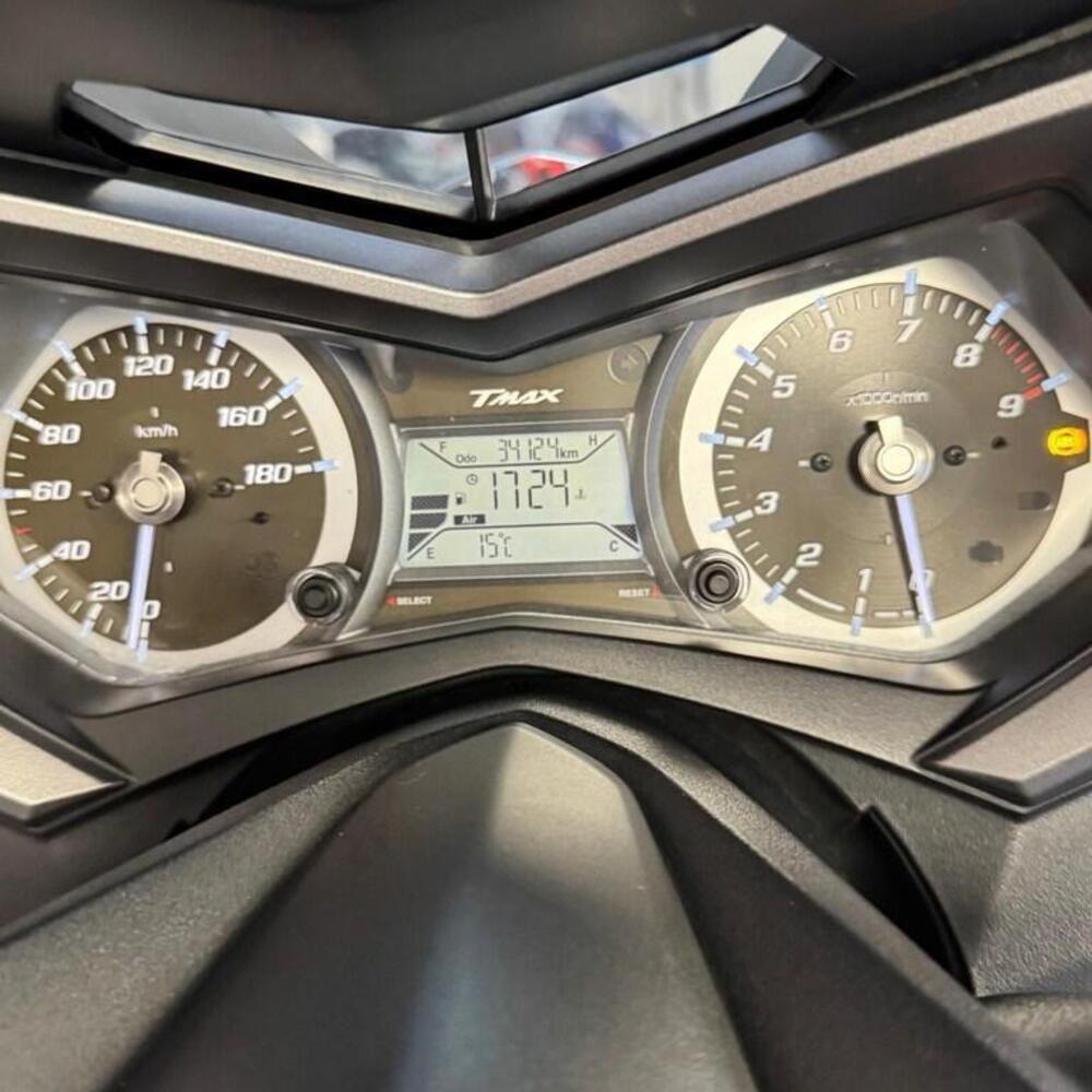 Yamaha T-Max 530 Iron Max ABS (2014 - 17) (5)