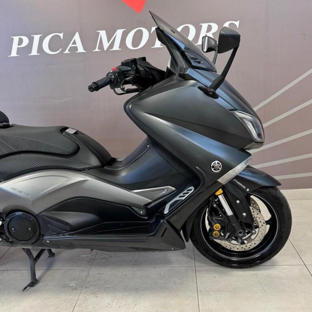 Yamaha T-Max 530 Iron Max ABS (2014 - 17) (3)