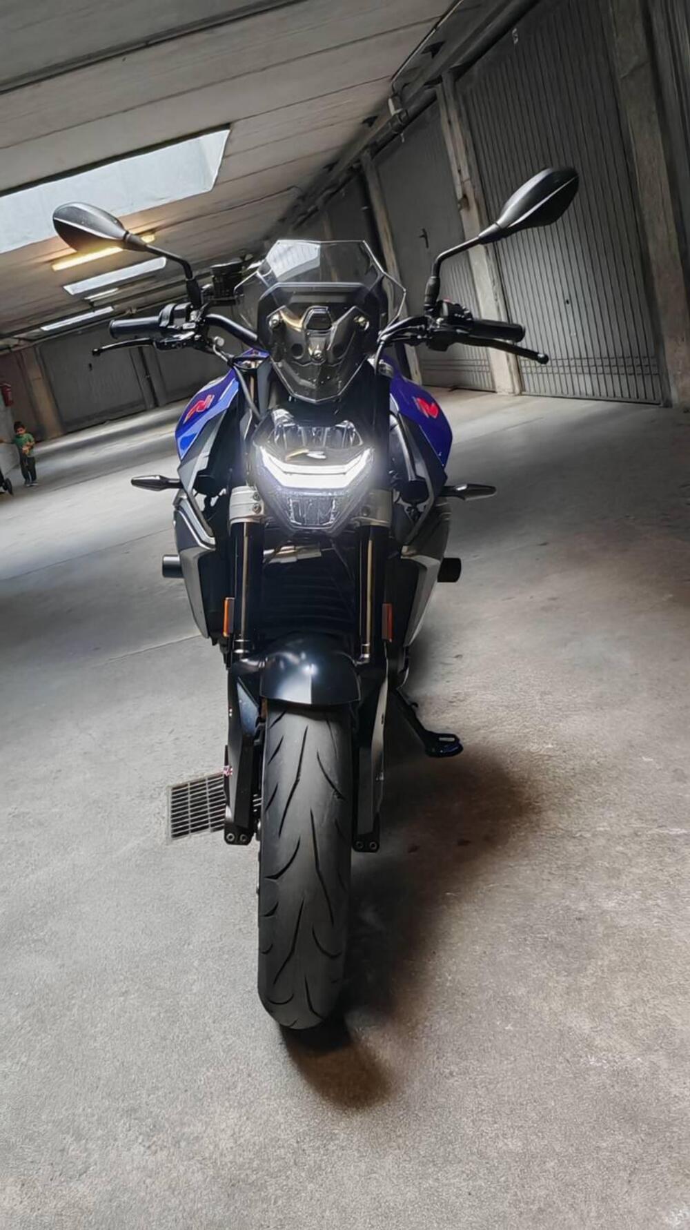 Bmw F 900 R (2021 - 24) (2)