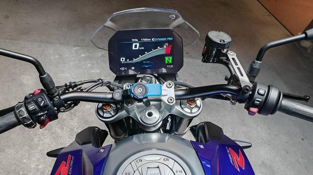 Bmw F 900 R (2021 - 24) (3)